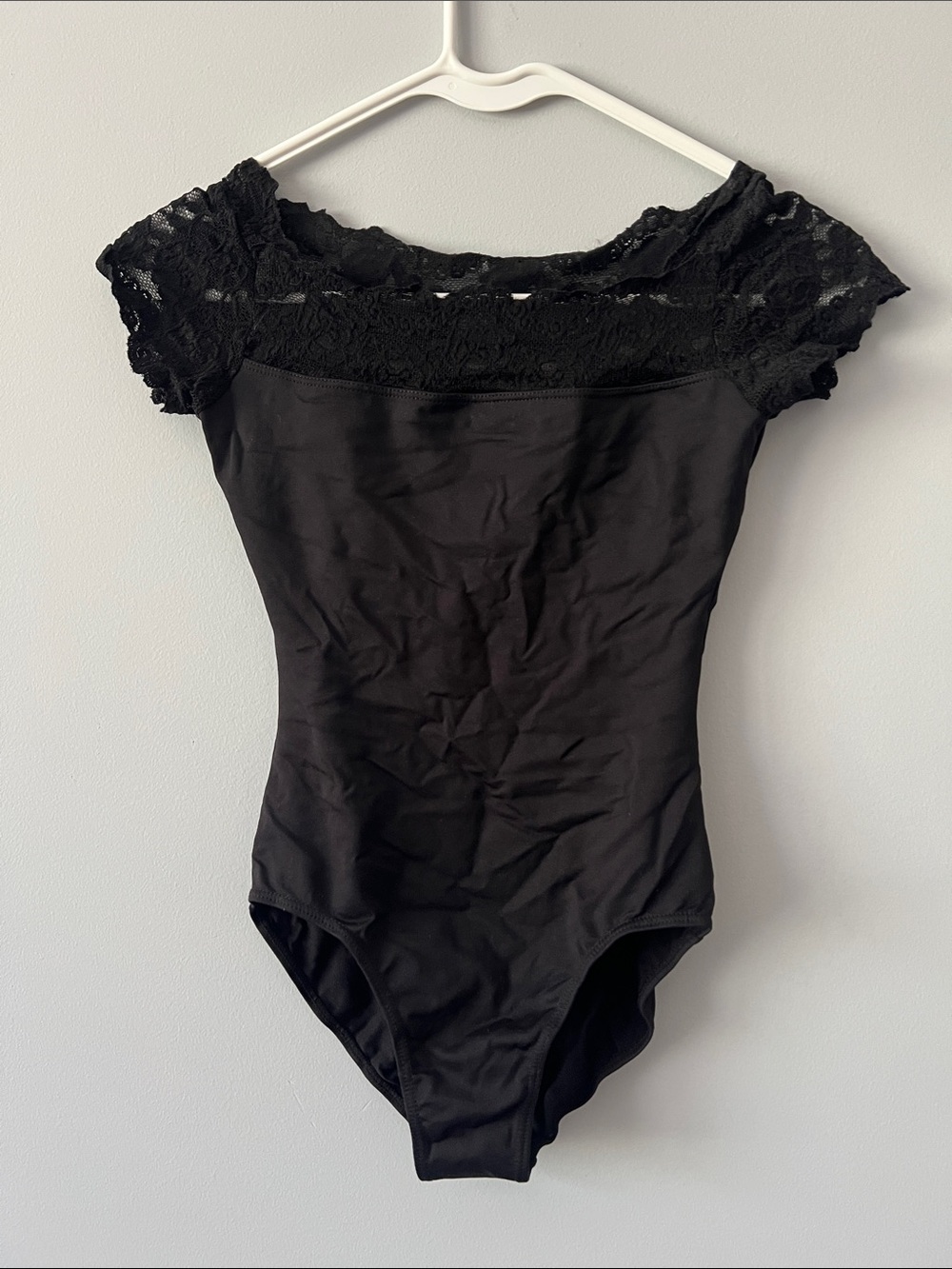 Black Lace-Trim Off-Shoulder leotard